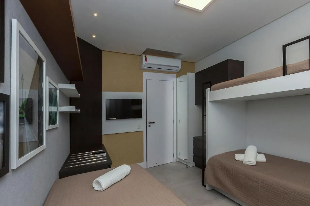 公寓 Porto Madero 301 - Apartamento Moderno Em Condominio Com Piscina E Academia No Rooftop No Centro De Bombinhas.