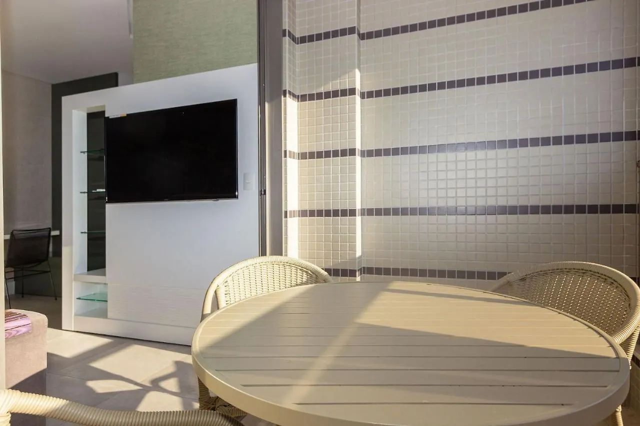 公寓 Porto Madero 301 - Apartamento Moderno Em Condominio Com Piscina E Academia No Rooftop No Centro De Bombinhas.